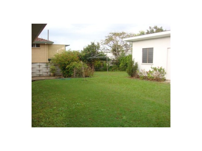 10 Leith, Pialba QLD 4655