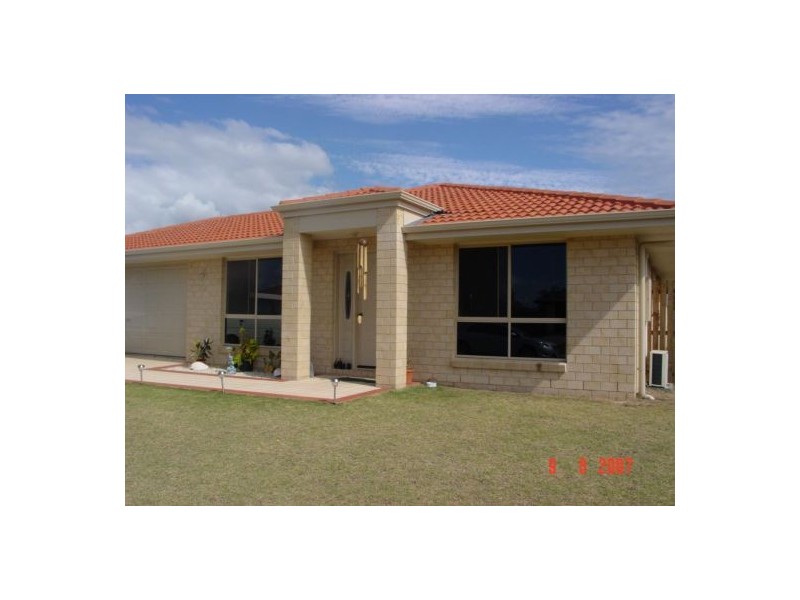 25 Archer Drive, Point Vernon QLD 4655