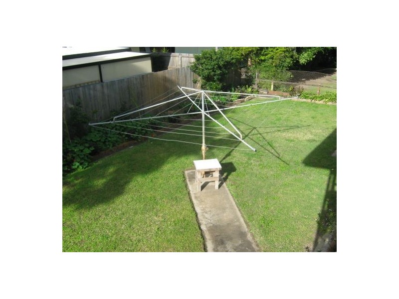 74 Hibiscus, Urangan QLD 4655