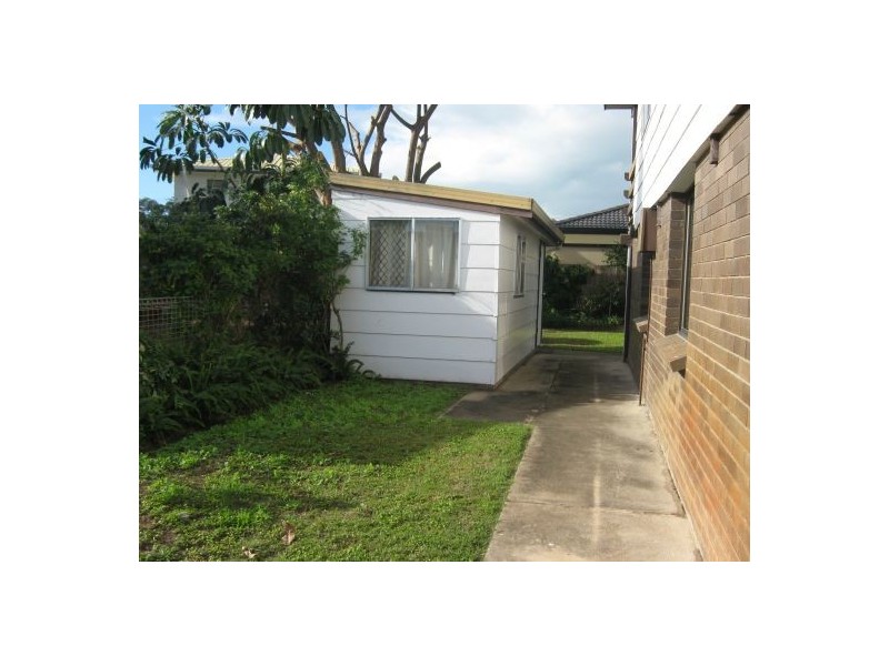 74 Hibiscus, Urangan QLD 4655
