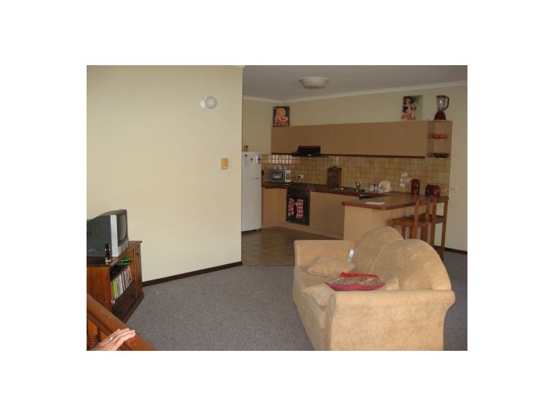 1/18 McKean Road, Scarness QLD 4655