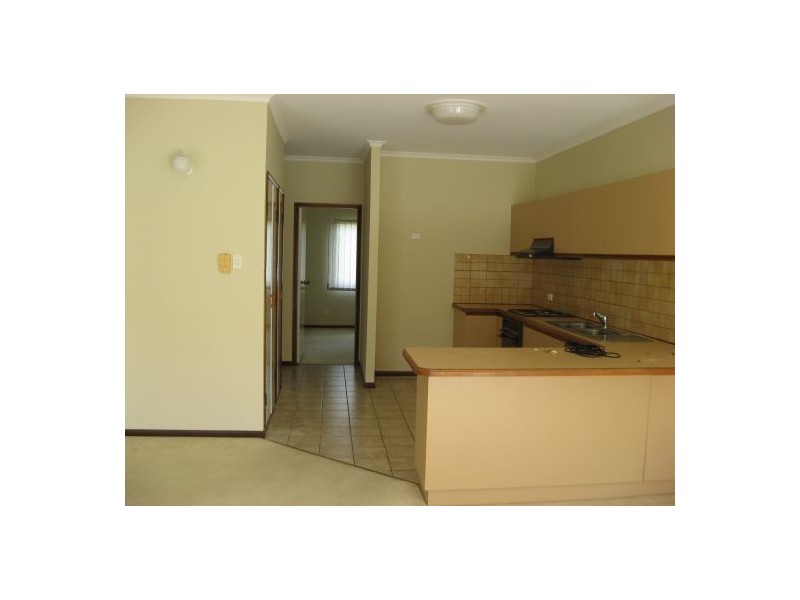 1/18 McKean Road, Scarness QLD 4655