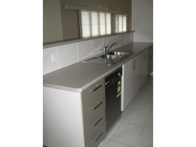 29 Marineview Parade, Scarness QLD 4655