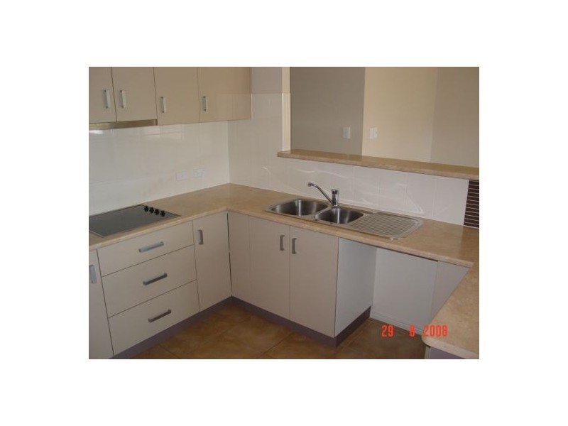 6 / 63 McLiver Street, Kawungan QLD 4655