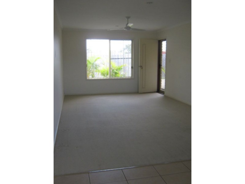 1/13 GUNSYND WAY, Point Vernon QLD 4655