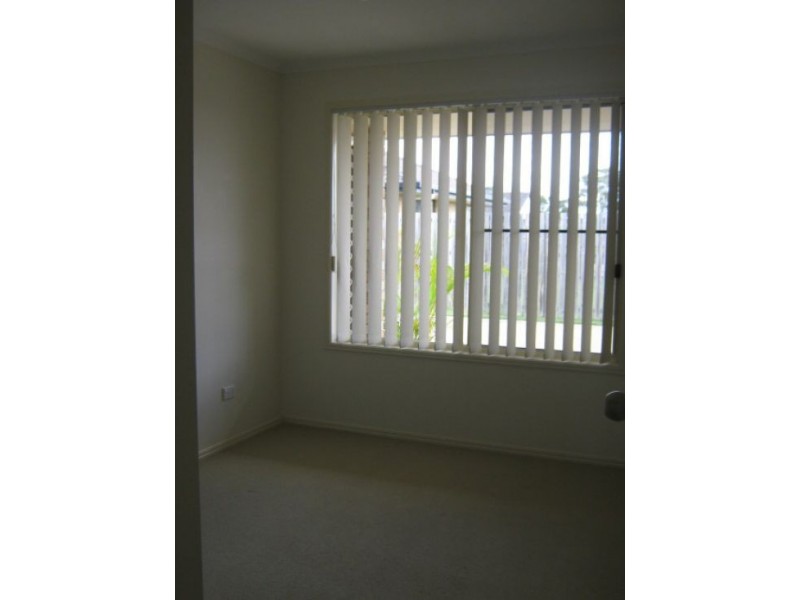 1/13 GUNSYND WAY, Point Vernon QLD 4655