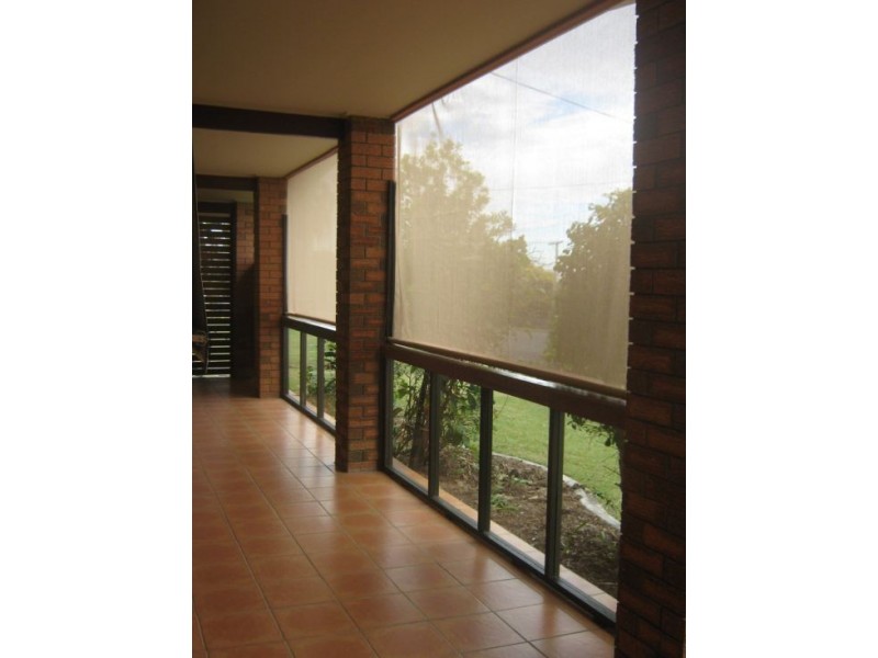 27 Saunders Street, Point Vernon QLD 4655