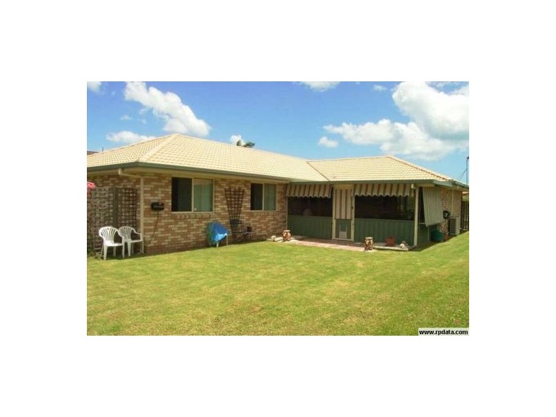 54 Bowerbird, Eli Waters QLD 4655