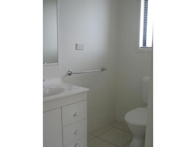 1/9 Gunsynd Way, Point Vernon QLD 4655