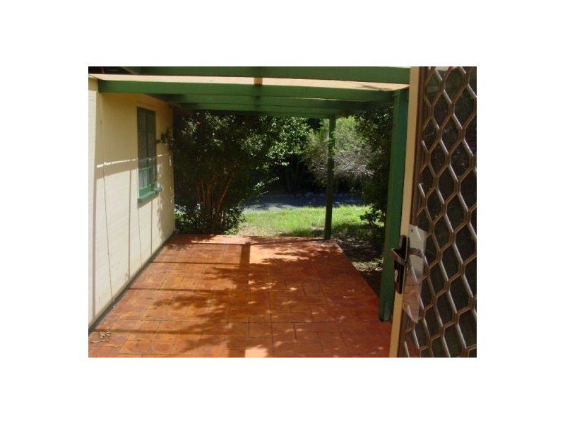 21 King Street, Urangan QLD 4655