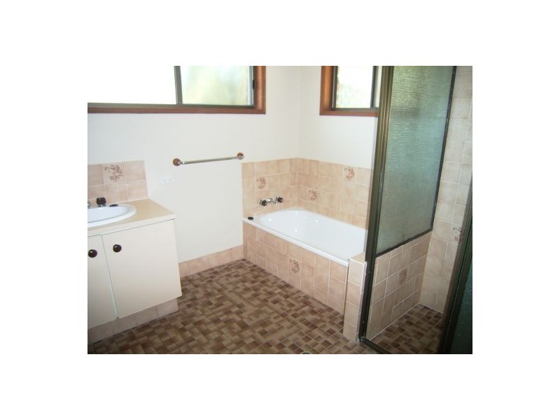 14 Byron Street, Scarness QLD 4655