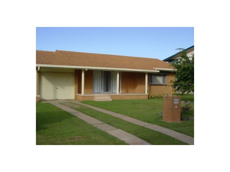 32 Long Street, Point Vernon QLD 4655