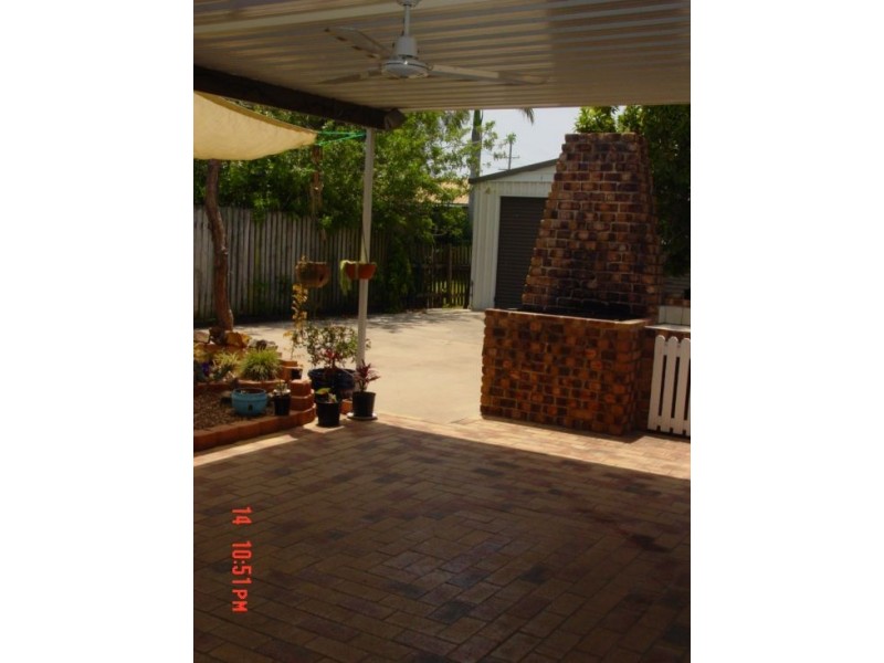 32 Honiton Street, Torquay QLD 4655