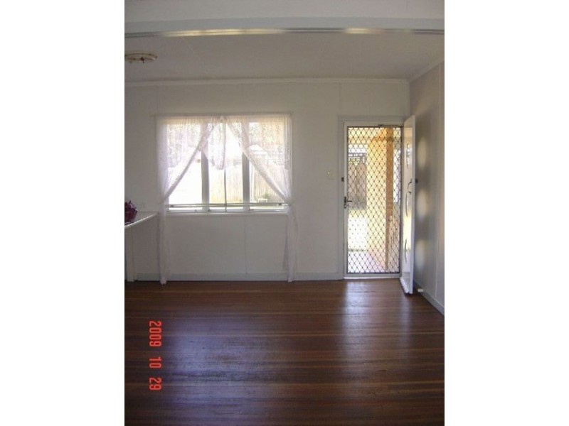 95 Torquay Road, Scarness QLD 4655