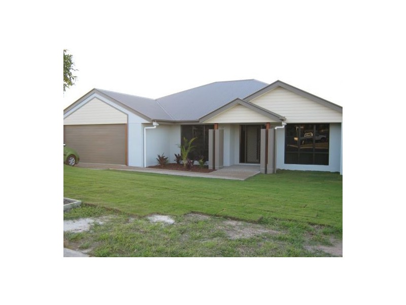 7 Parklink West Ave, Wondunna QLD 4655