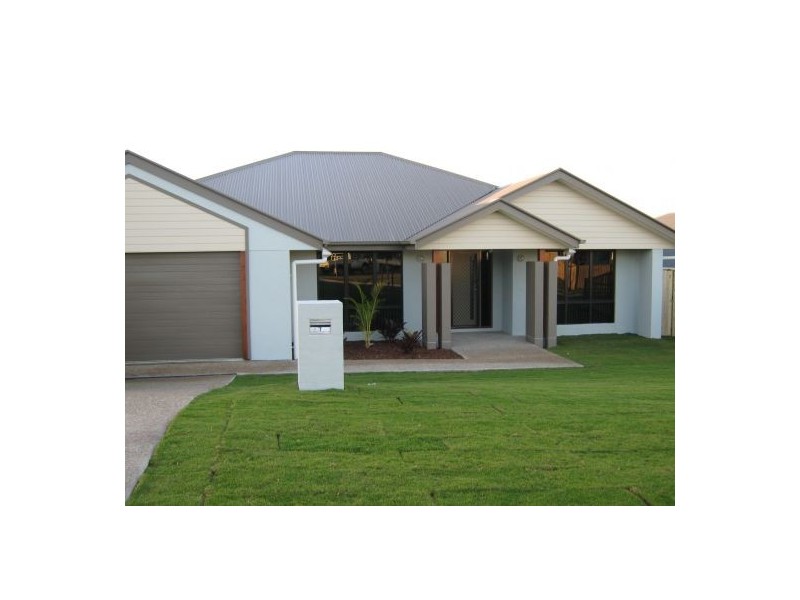 7 Parklink West Ave, Wondunna QLD 4655