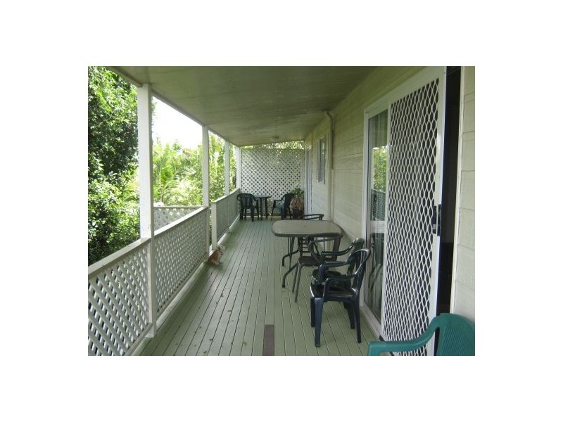 6 Tenimby, Pialba QLD 4655