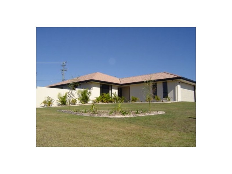 2 St Josephs Drive, Urraween QLD 4655