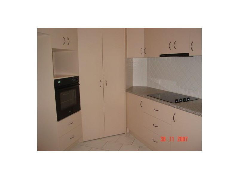 2 St Josephs Drive, Urraween QLD 4655