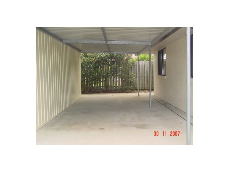 2 St Josephs Drive, Urraween QLD 4655