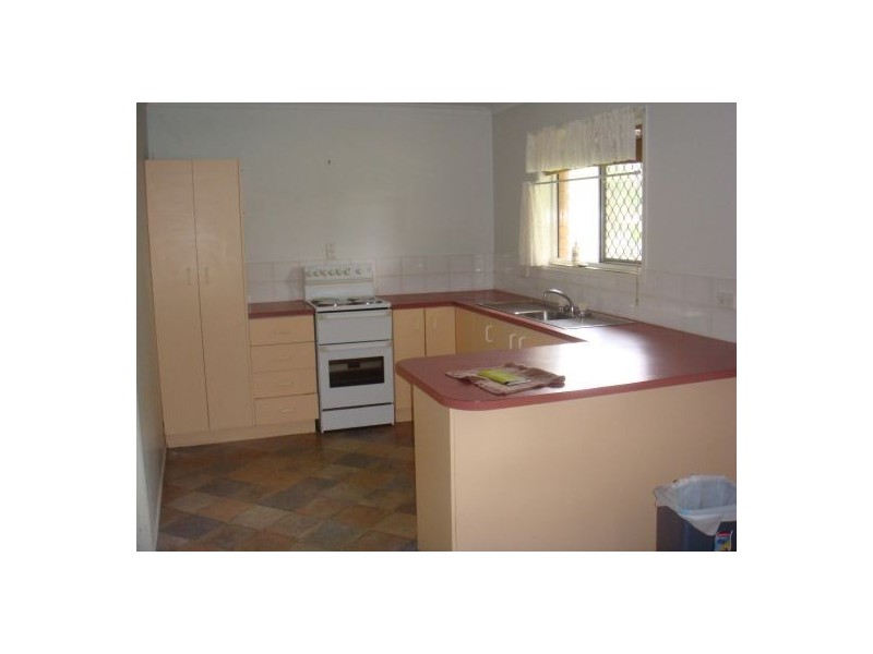 9 Maple Street, Pialba QLD 4655