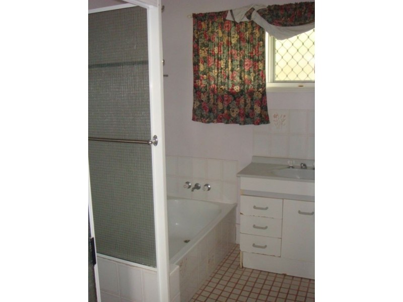 9 Maple Street, Pialba QLD 4655