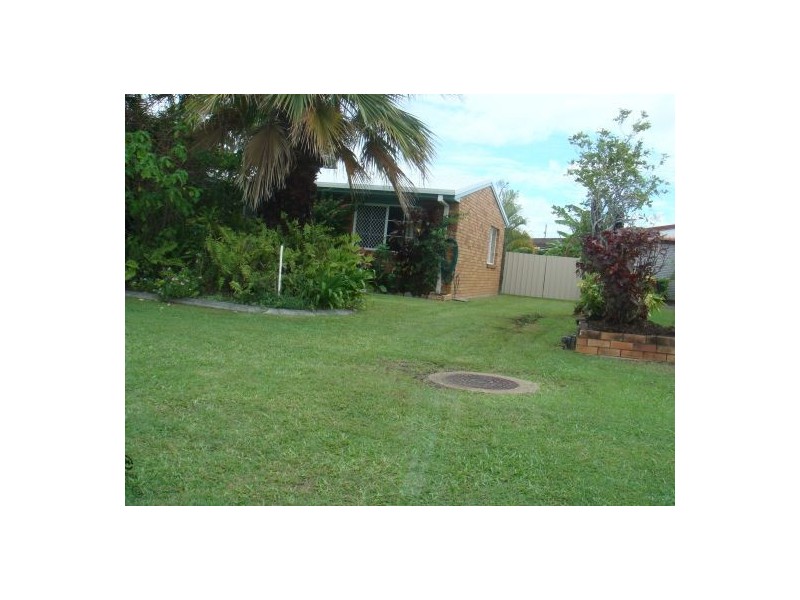 9 Maple Street, Pialba QLD 4655