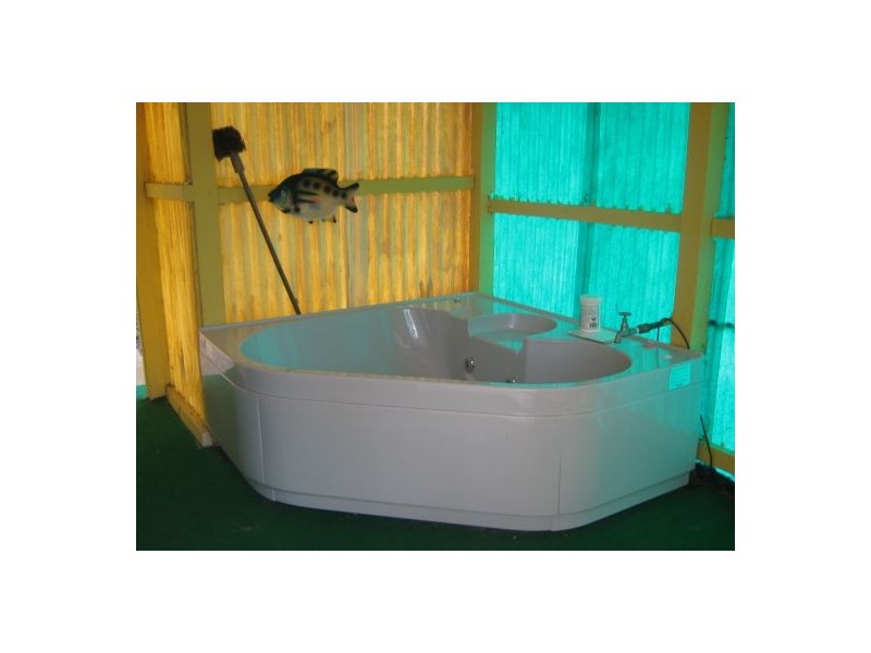 86 Old Bruce Highway, Howard QLD 4659