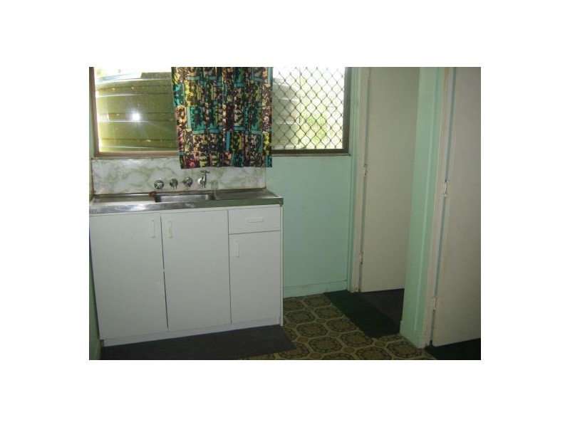 86 Old Bruce Highway, Howard QLD 4659