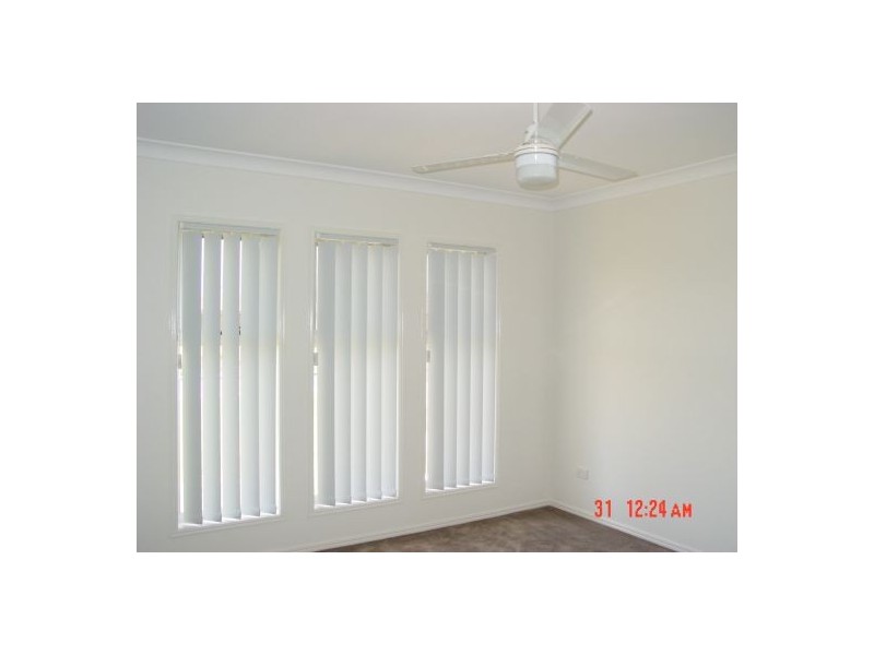 72 WATTLE STREET, Point Vernon QLD 4655