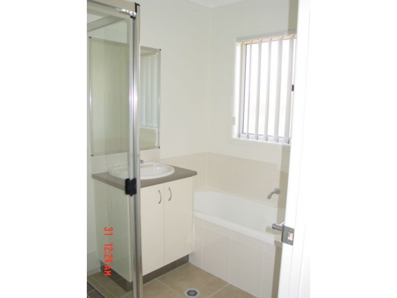 72 WATTLE STREET, Point Vernon QLD 4655