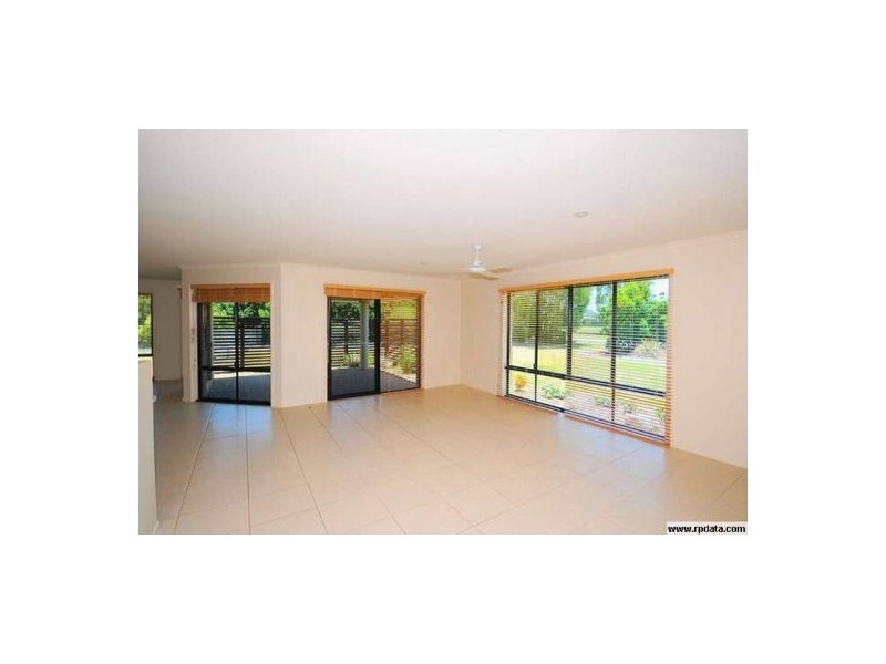 20 Seahorse Circuit, Dundowran Beach QLD 4655