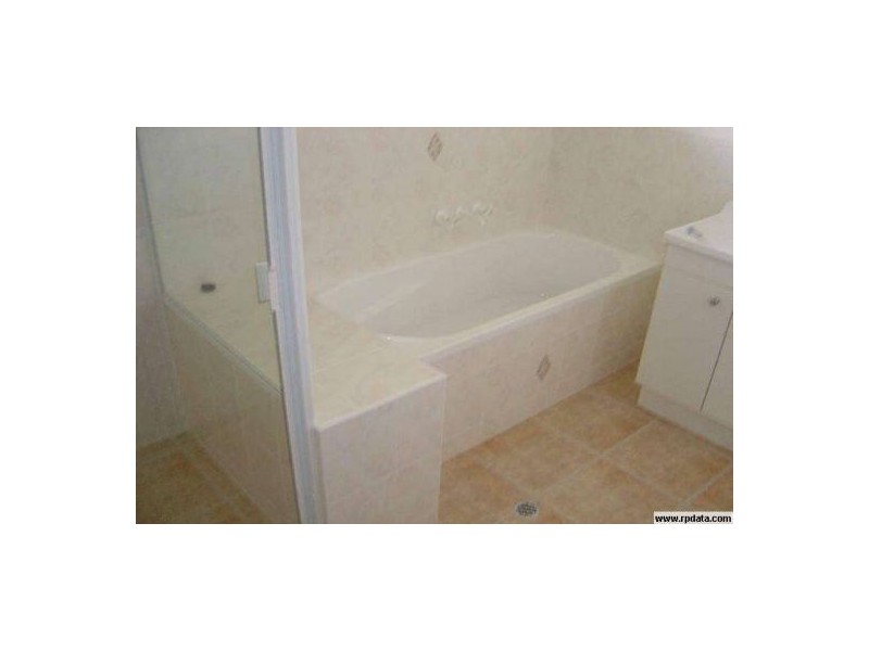 30 Archer Drive, Point Vernon QLD 4655