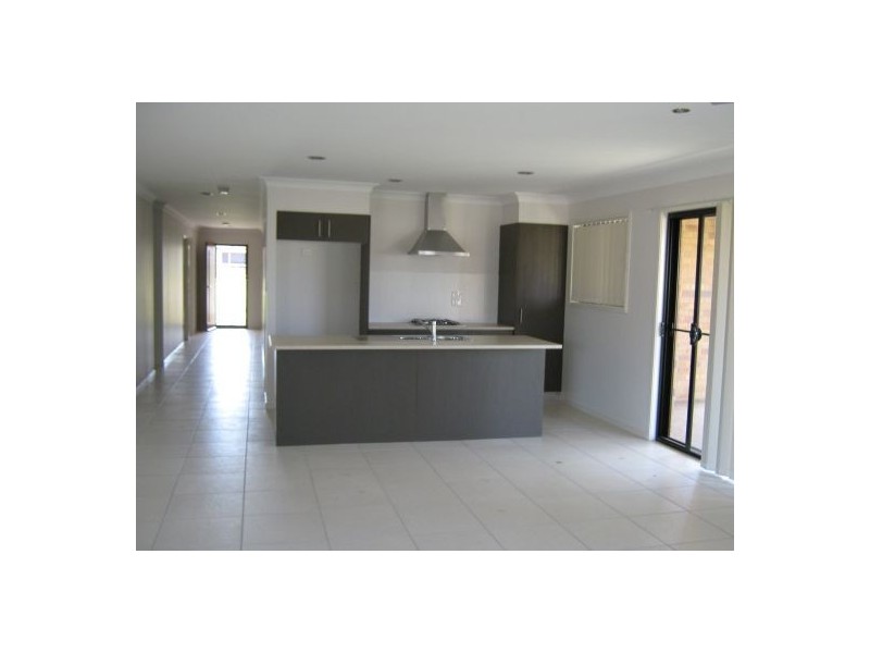13 Colyton Street, Torquay QLD 4655