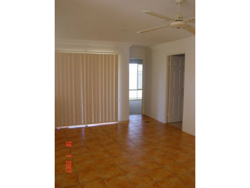 19 Durham Court, Kawungan QLD 4655