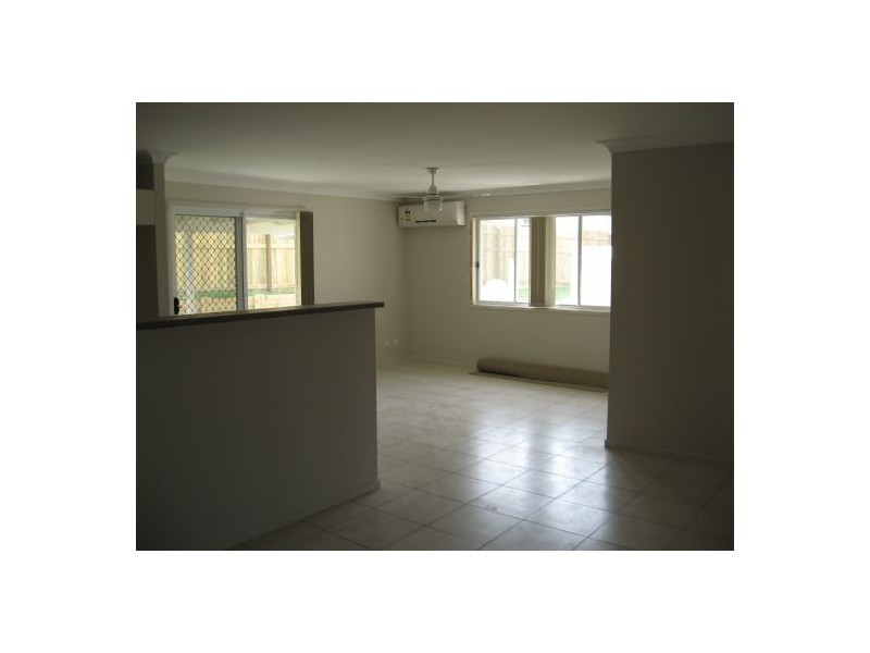 11 Peat Court, Wondunna QLD 4655