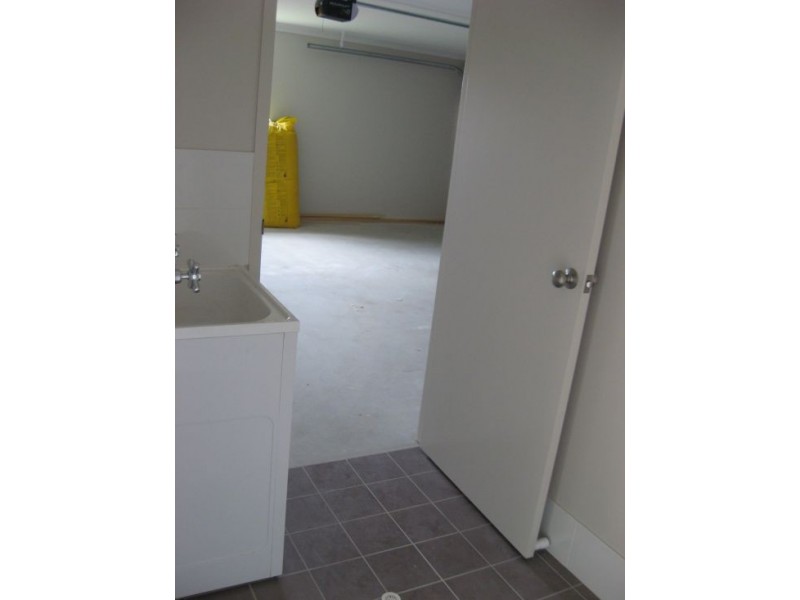 11 Peat Court, Wondunna QLD 4655