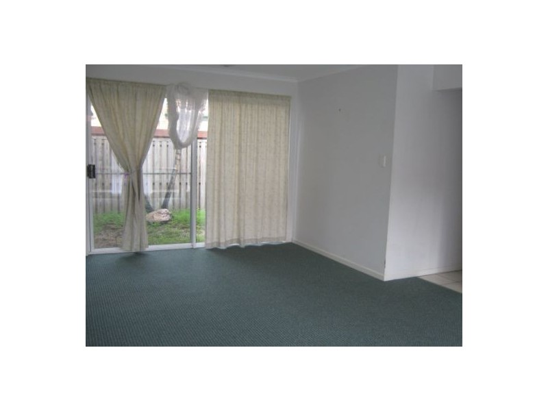 3 Brooke Court, Torquay QLD 4655