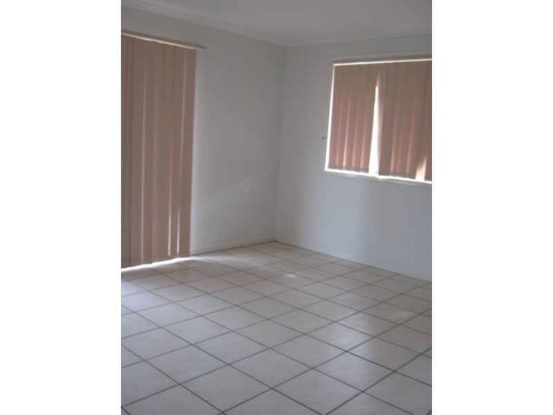 3 Brooke Court, Torquay QLD 4655