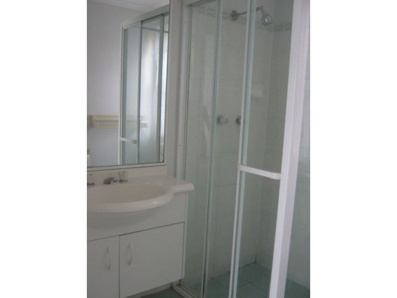 3 Brooke Court, Torquay QLD 4655