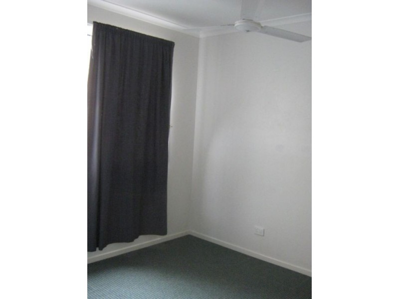 3 Brooke Court, Torquay QLD 4655