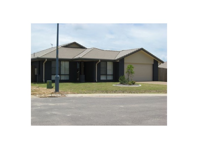 3 Golden Grove, Eli Waters QLD 4655
