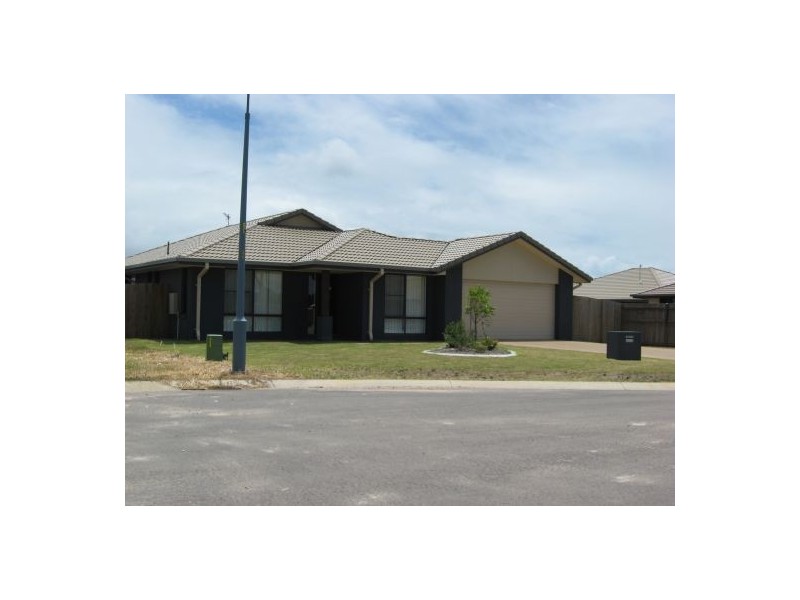 3 Golden Grove, Eli Waters QLD 4655