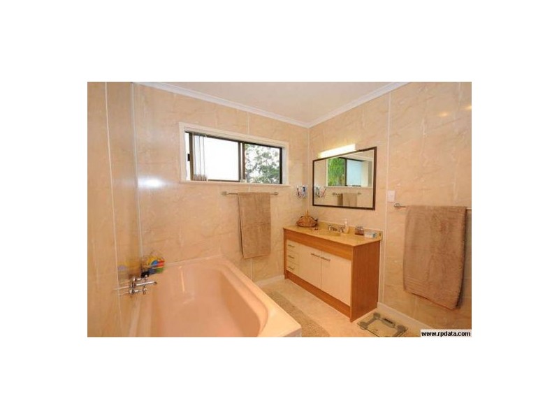 68 Sunnyside Drive, Susan River QLD 4655