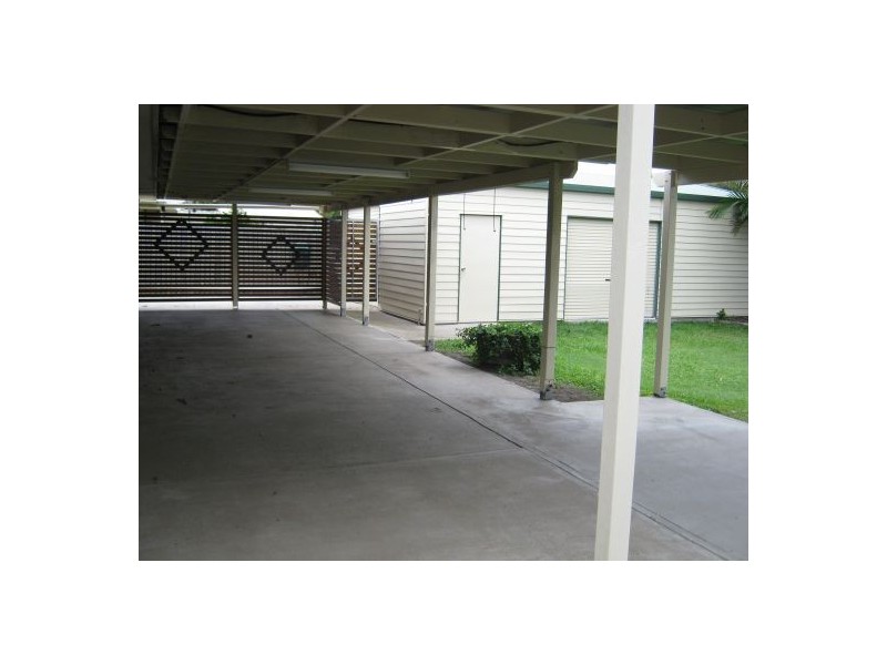 48  Banksia, Point Vernon QLD 4655