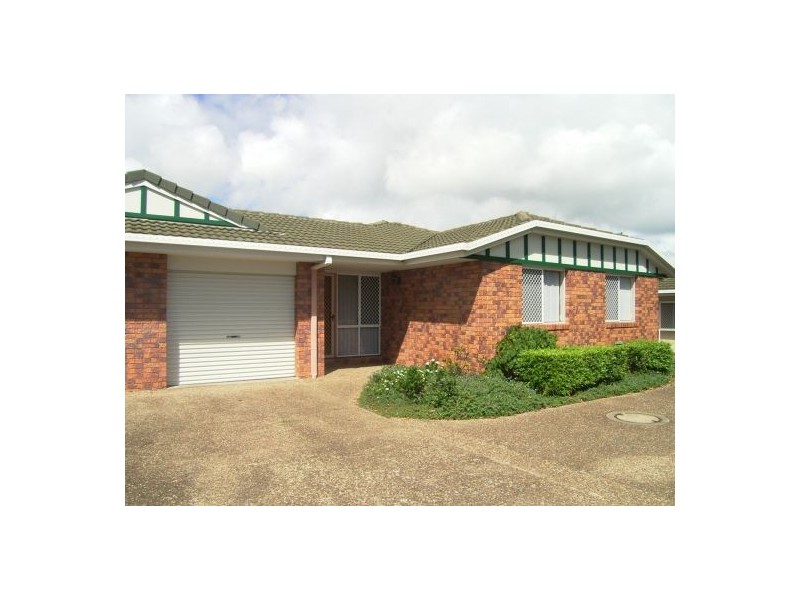 2/63 Taylor Street, Pialba QLD 4655