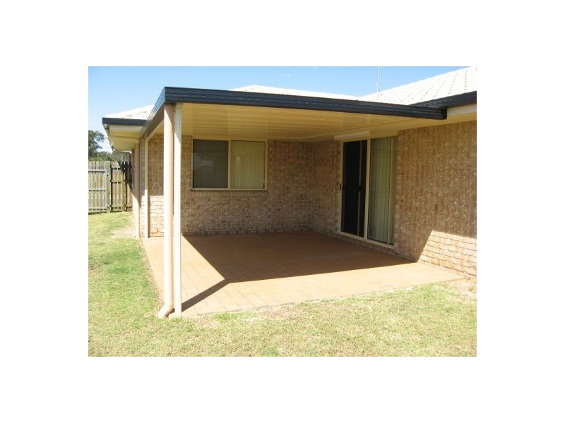 19 Endeavour Way, Eli Waters QLD 4655