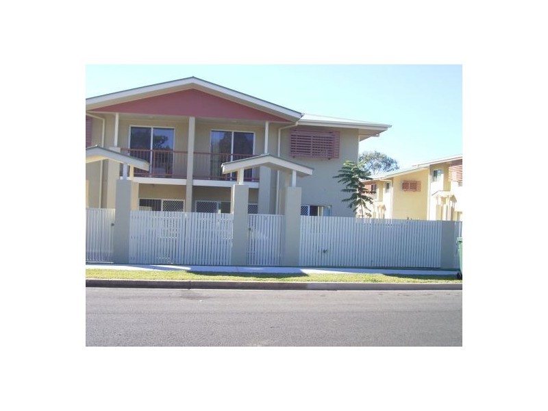 2/58 Stephenson Street, Scarness QLD 4655