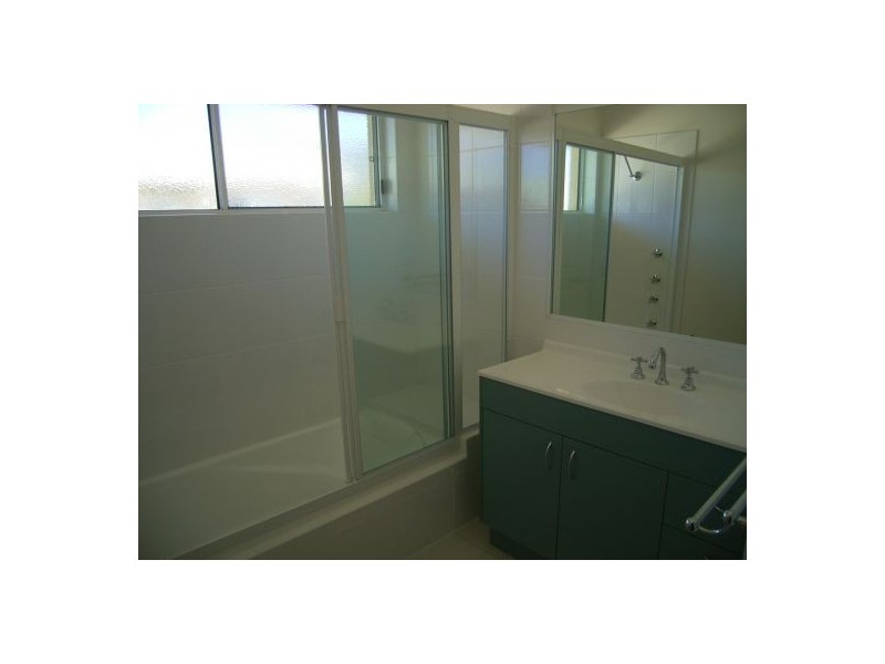 2/58 Stephenson Street, Scarness QLD 4655