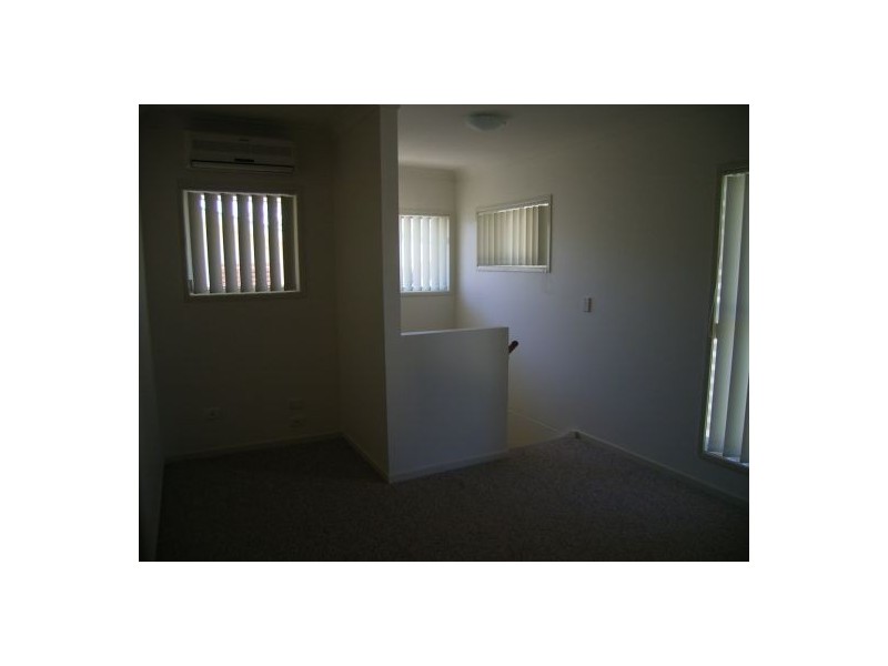 2/58 Stephenson Street, Scarness QLD 4655